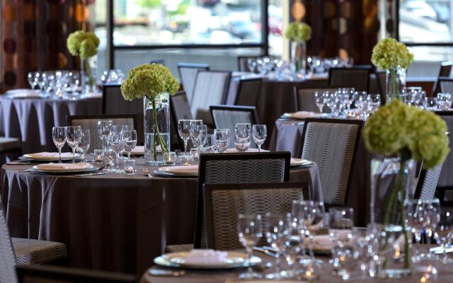 Renaissance Seattle Hotel