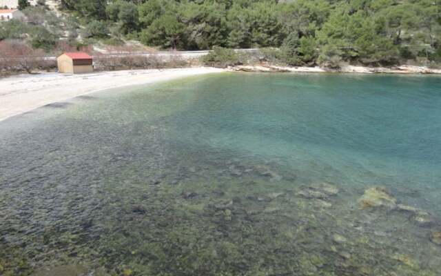 Ivano - 90m to the Beach - A1