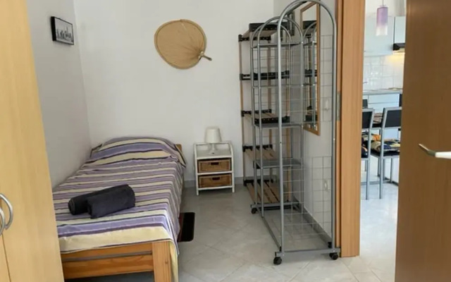 Appealing Apartment With Garden