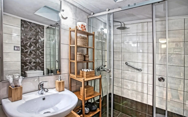 Maya's Boutique Residence