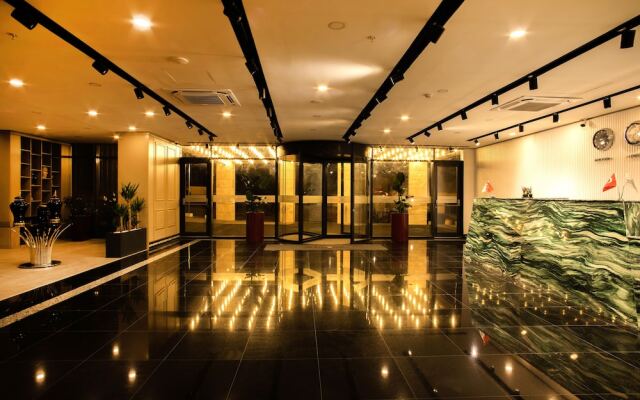 Moncher Hotel
