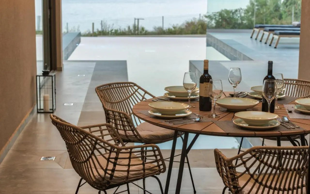 Luxury Villa Mon I Vassilikos