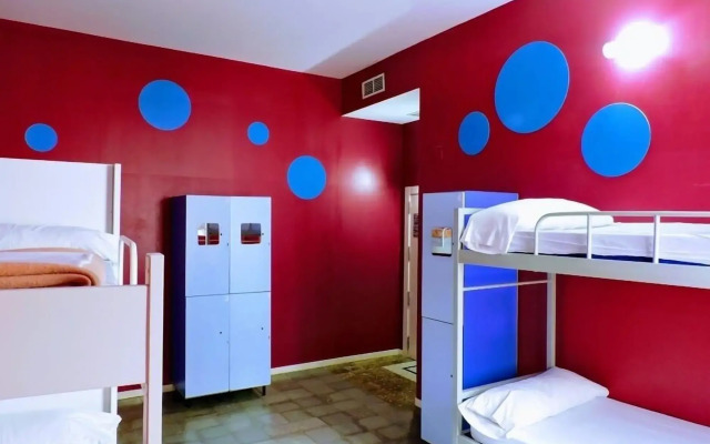 Purple Nest Hostel