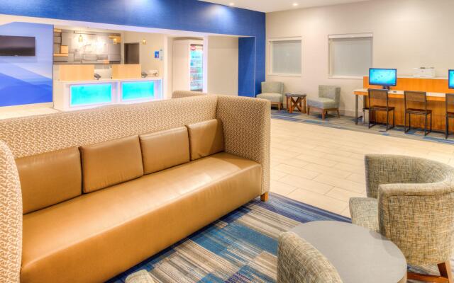 Holiday Inn Express Newberg - Wine Country by IHG