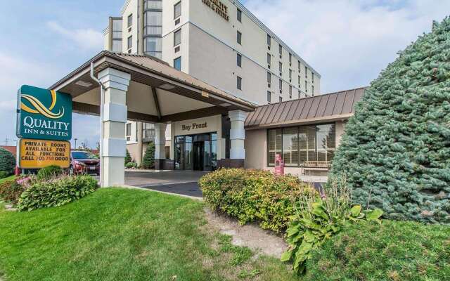 Quality Inn & Suites Bay Front