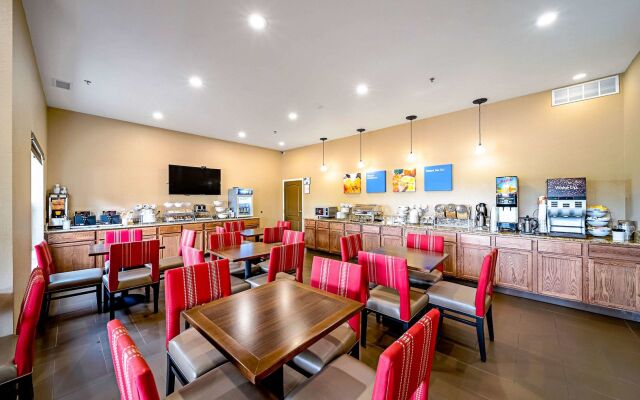 Comfort Inn & Suites Independence