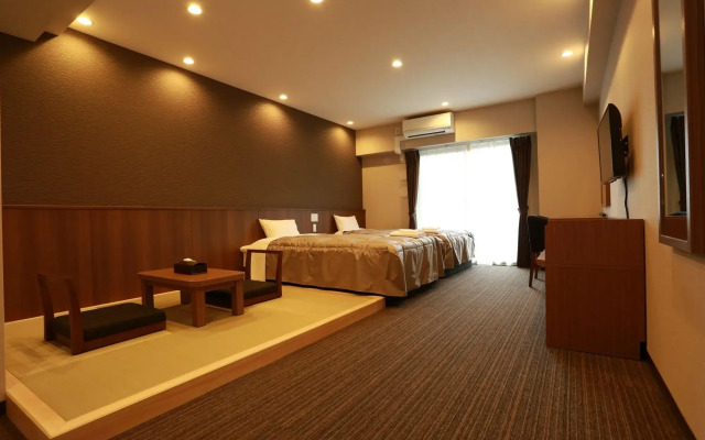 The Base Sakaihigashi Apartment Hotel