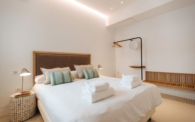 Eva Recommends Castellar Pool & Terrace