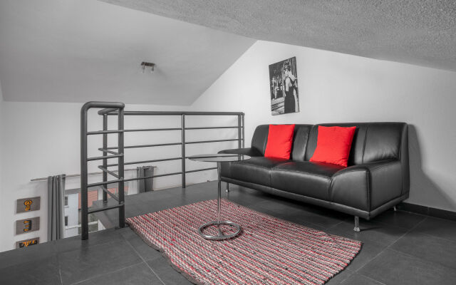 Three-Bedroom Holiday Home in Senj