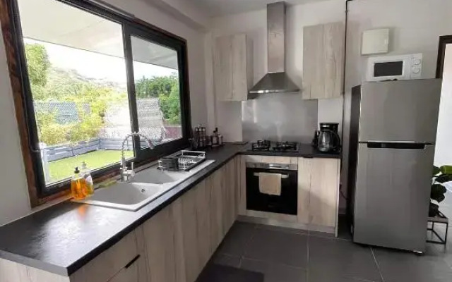 2 accomodations -Studio du Manoir -Le Manoir