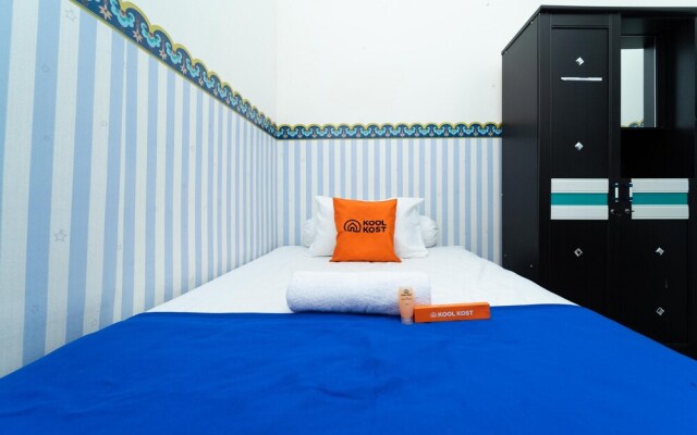 KoolKost Female Syariah near SMAK Kolese Santo Yusup