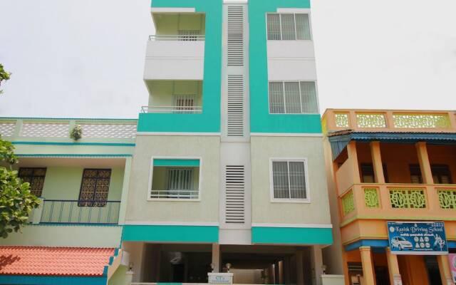 OYO 14109 Home Modern 2BHK Heritage Town