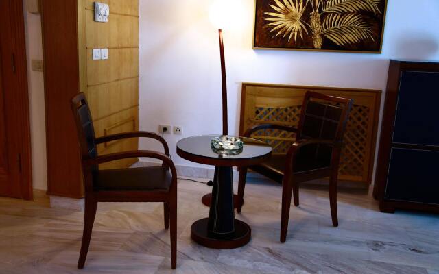 The Penthouse Suites Hotel