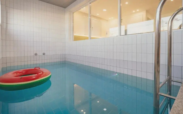 Pohang Etoile Poolvilla