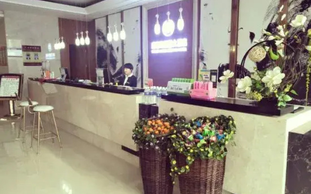 Venice International Hotel