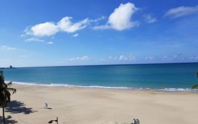 Apartamento Vista al Mar en Isla Verde