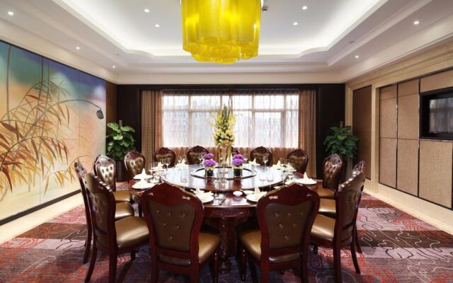 Yiwu Zhonglian Kaixin Hotel
