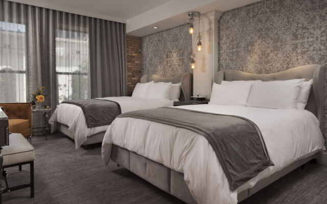 The Ivey's Hotel