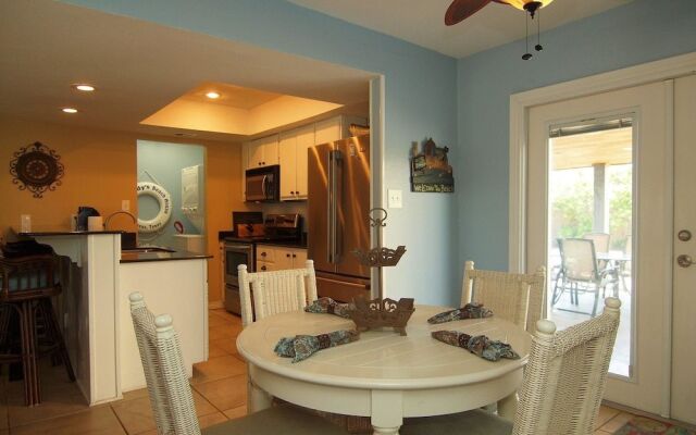 Cyndy s Beach House TS528