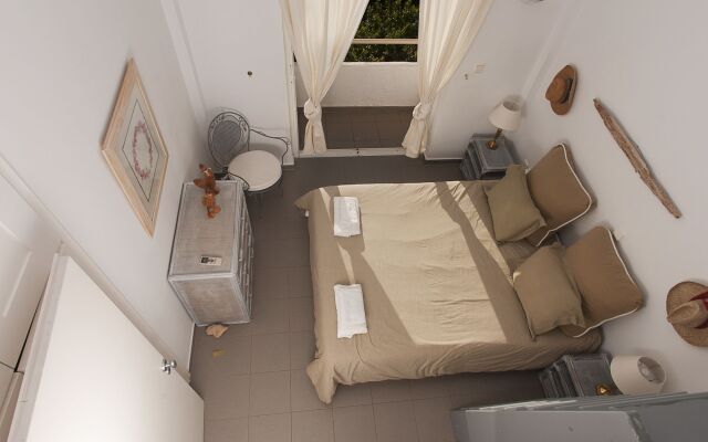 Messinian Blue SeaSide Villa