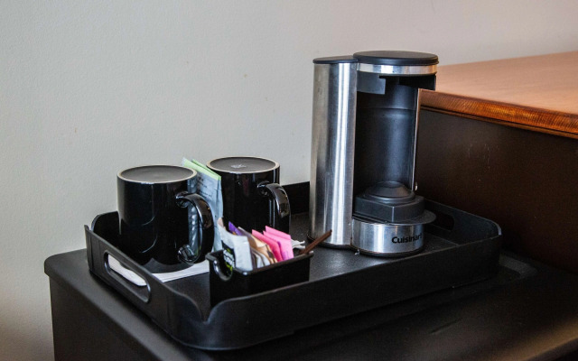 Prestige Hudson Bay Lodge & Conference Centre, WorldHotels Crafted Collection