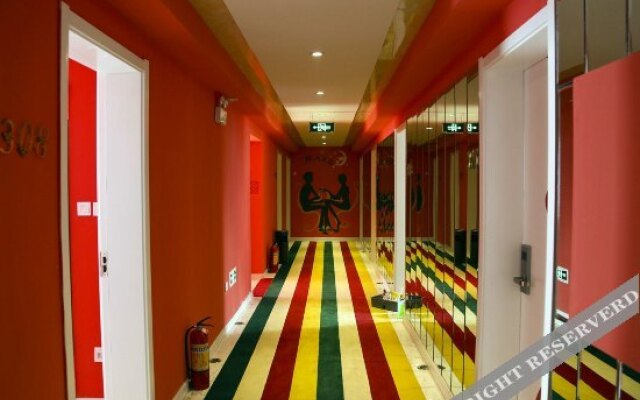 Yuxin Fashion Hotel