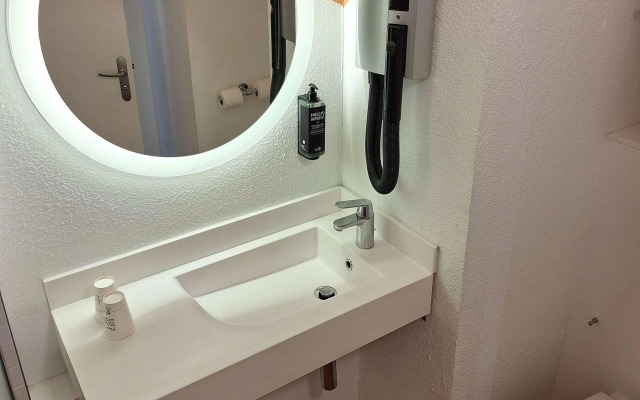 ibis Styles Toulon Centre Port