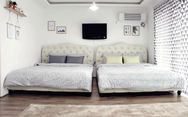 Danyang Hongbongwa Pension