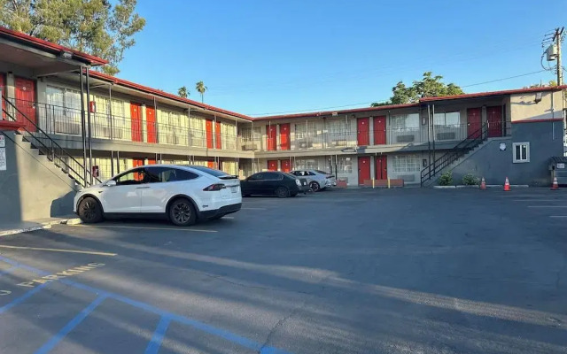 Heritage Inn