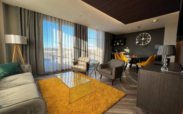 The Orchard Hotel & Restaurant