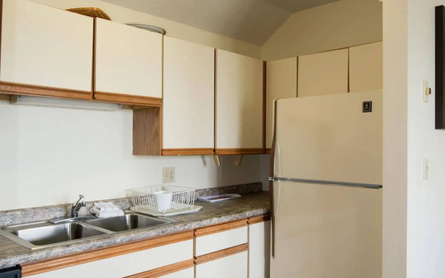 Ogunquit River Inn & Suites