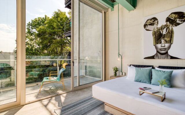 UTOPIC Polanco by ULIV