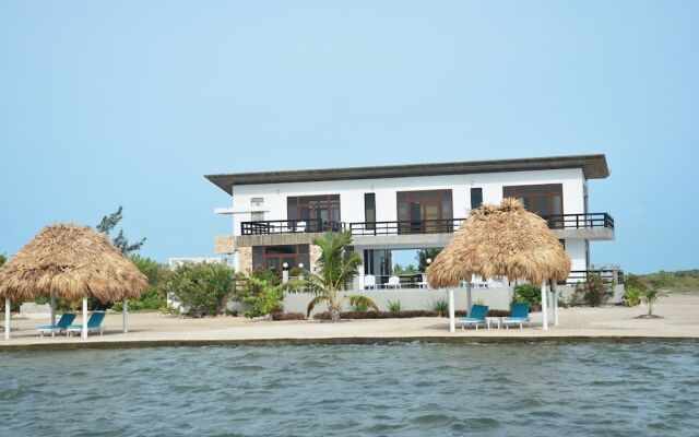 Casas de la Caye Villas
