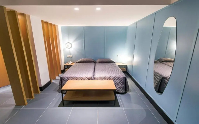 Anthea Hotel Apartments