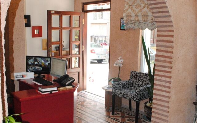 Hotel Buhara Family Inn