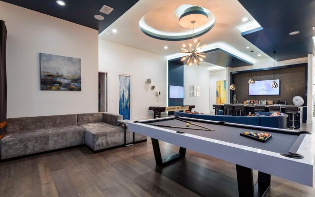 W318: 9 Bed, Avengers, Aladdin, Superhero Arcade