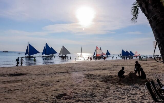 NIDA Rooms Boracay Philippine Mermaid
