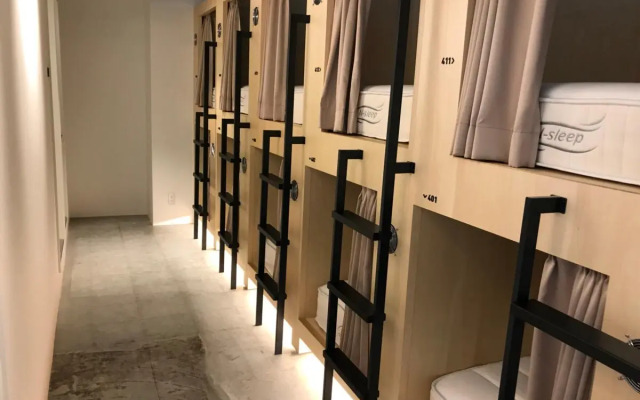 ＣＡＴＡＬＹＳＴ　ＡＲＴ　ＨＯＴＥＬ / Vacation STAY 1890