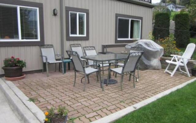 Suite As it Gets Vacation Rental/B&B