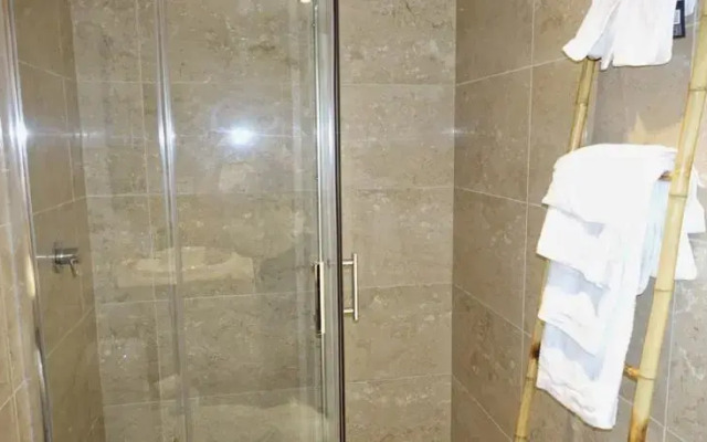 Penthouse in Duquesa between Marbella and Gibraltar