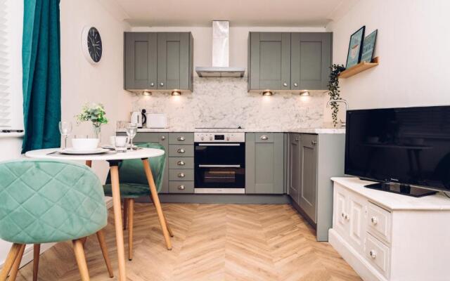 Caroline Court - 1 Bedroom Apartment
