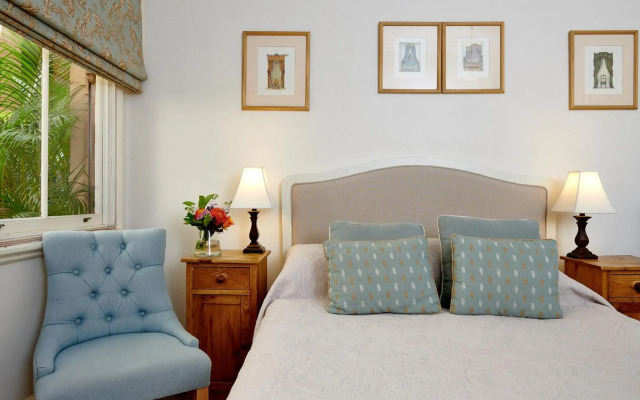 The Russell Boutique Hotel