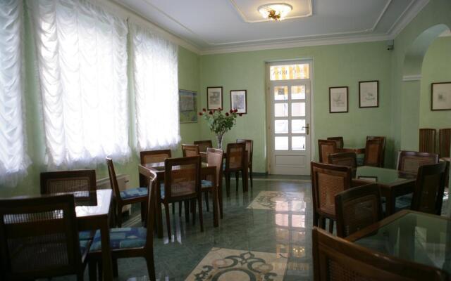 Hotel Villa Rosa