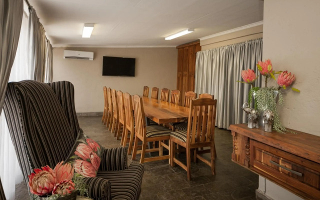 Ivory Tusk Travel Lodge