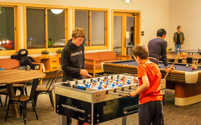 Rush Creek Lodge and Spa at Yosemite