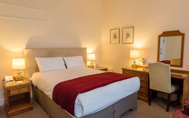 Clifton Hotel