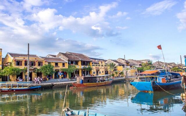 Nha Lan Homestay