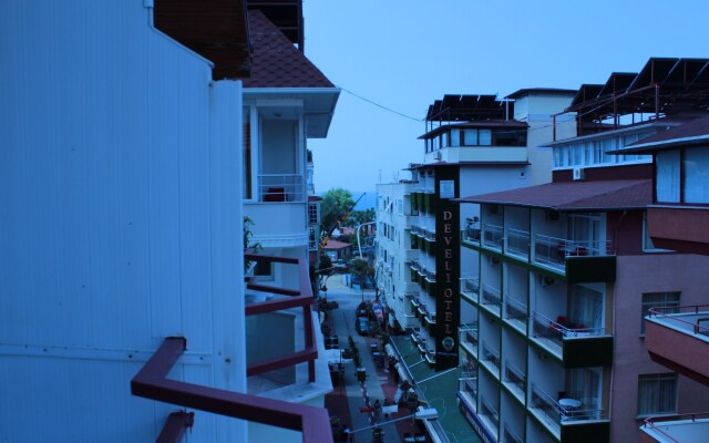 Mola Hotel
