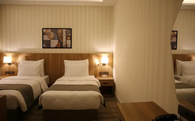 Tress Hotel