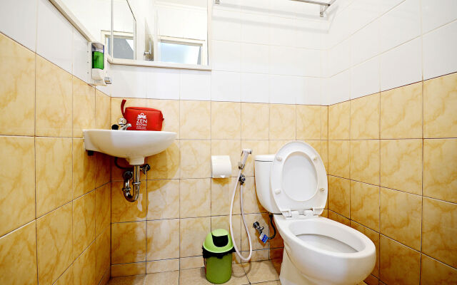 ZEN Rooms Cideng Barat